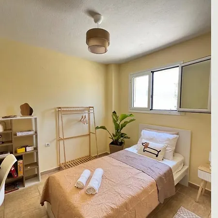 Plagia Oasis Escape Case de vacanță *