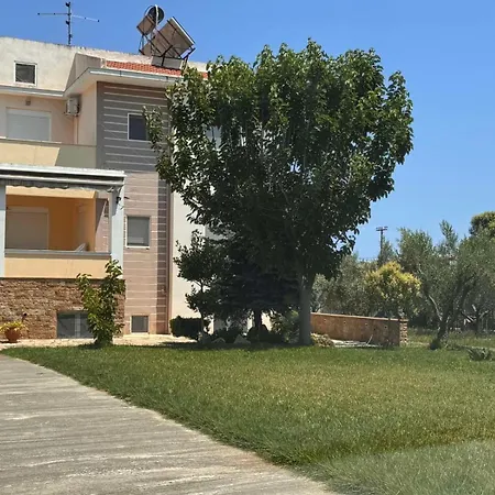 Plagia Oasis Escape Case de vacanță *