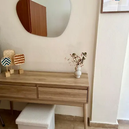 Plagia Oasis Escape Case de vacanță *