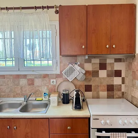 بيت للعطل Plagia Oasis Escape *